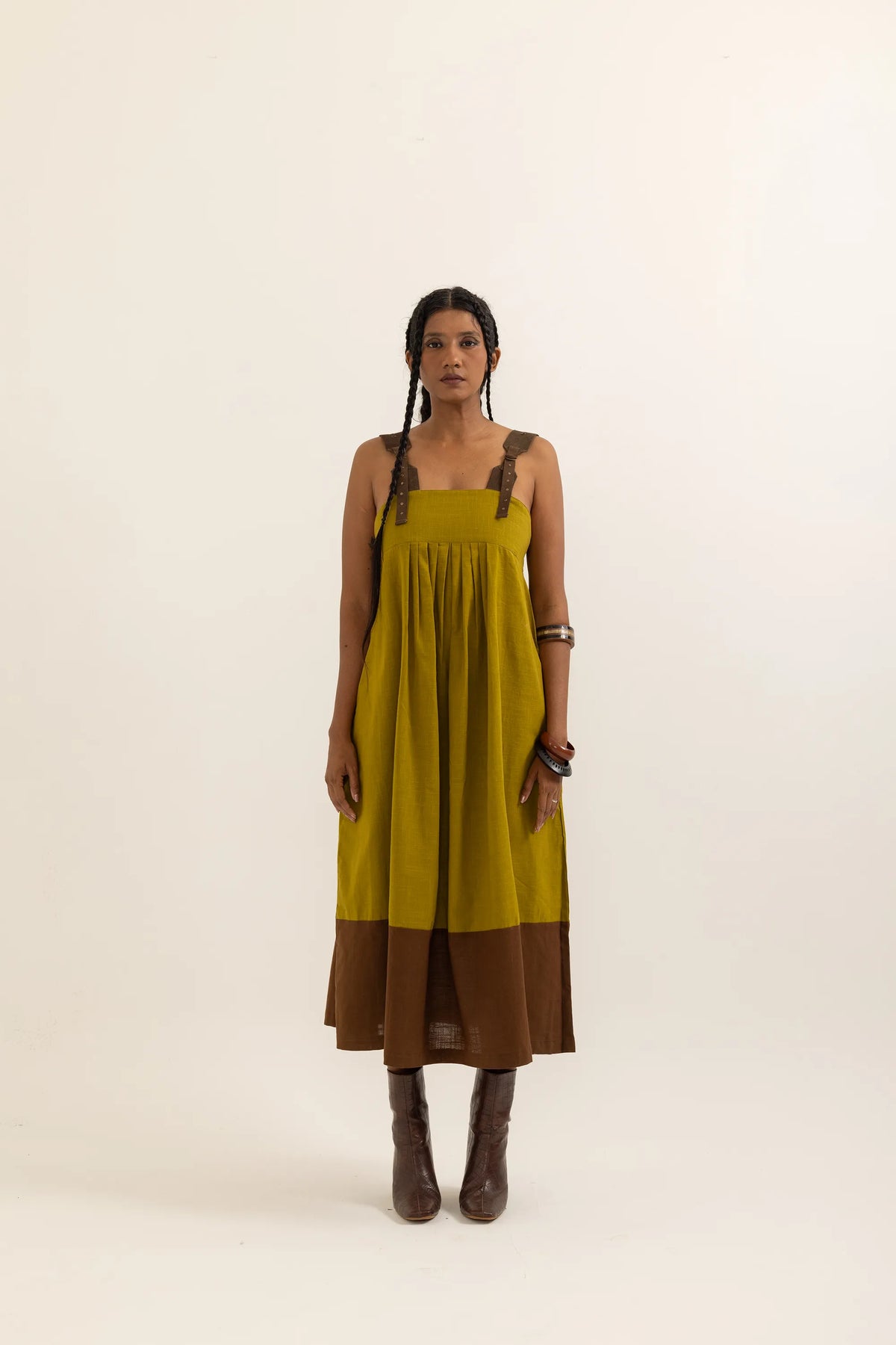 PINAFORE DRESS | OLD YELLOW-BARK BROWN