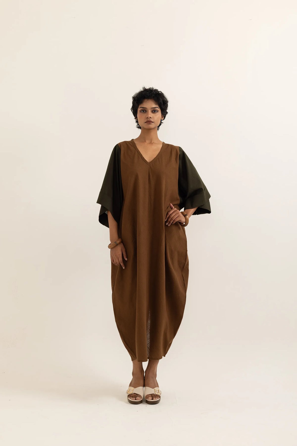 ZIKR KAFTAN | BARK BROWN-SAP GREEN