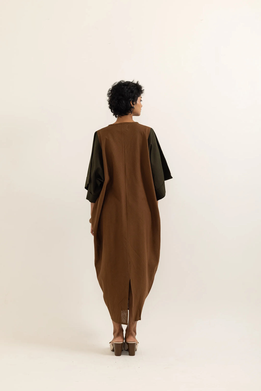ZIKR KAFTAN | BARK BROWN-SAP GREEN