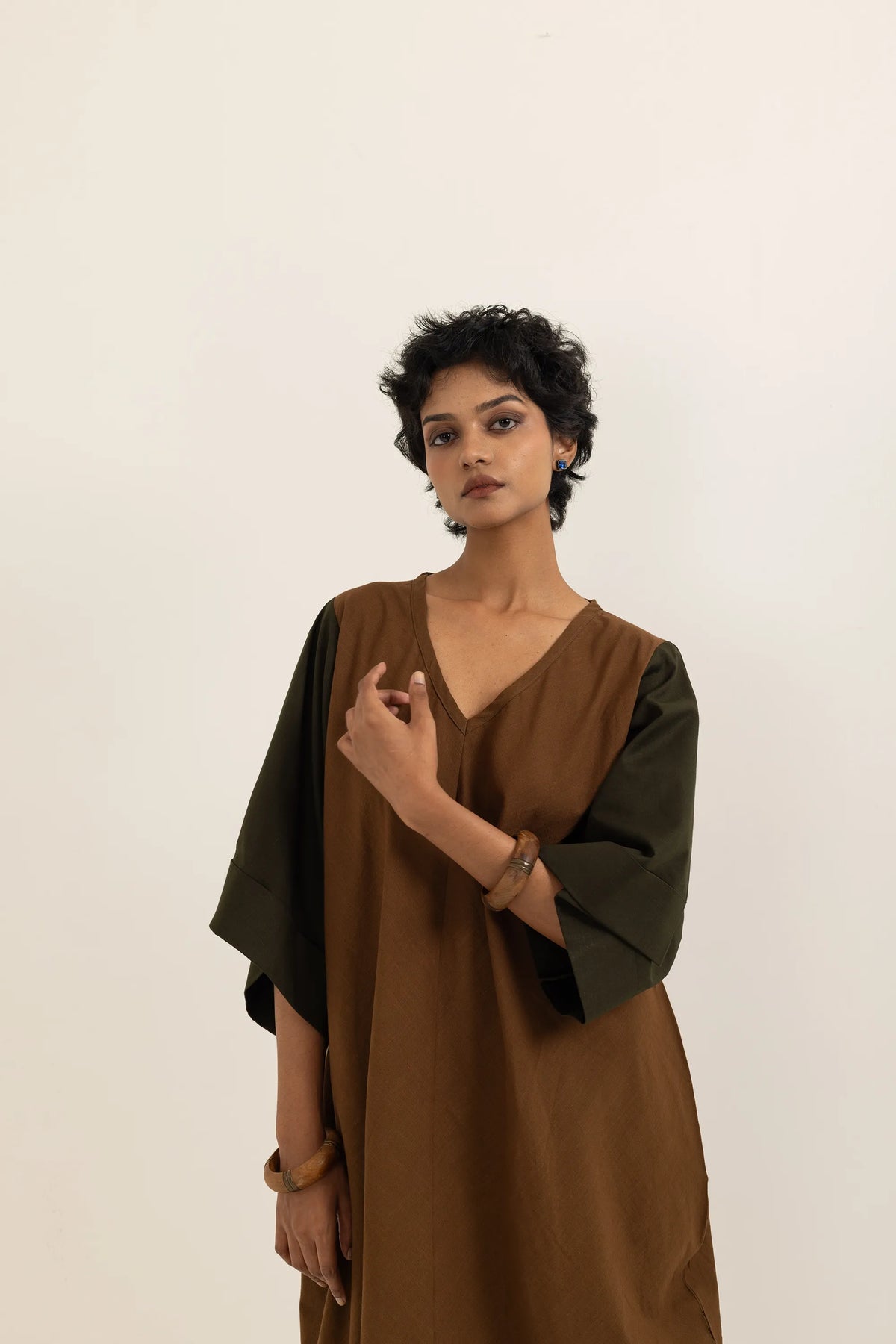ZIKR KAFTAN | BARK BROWN-SAP GREEN