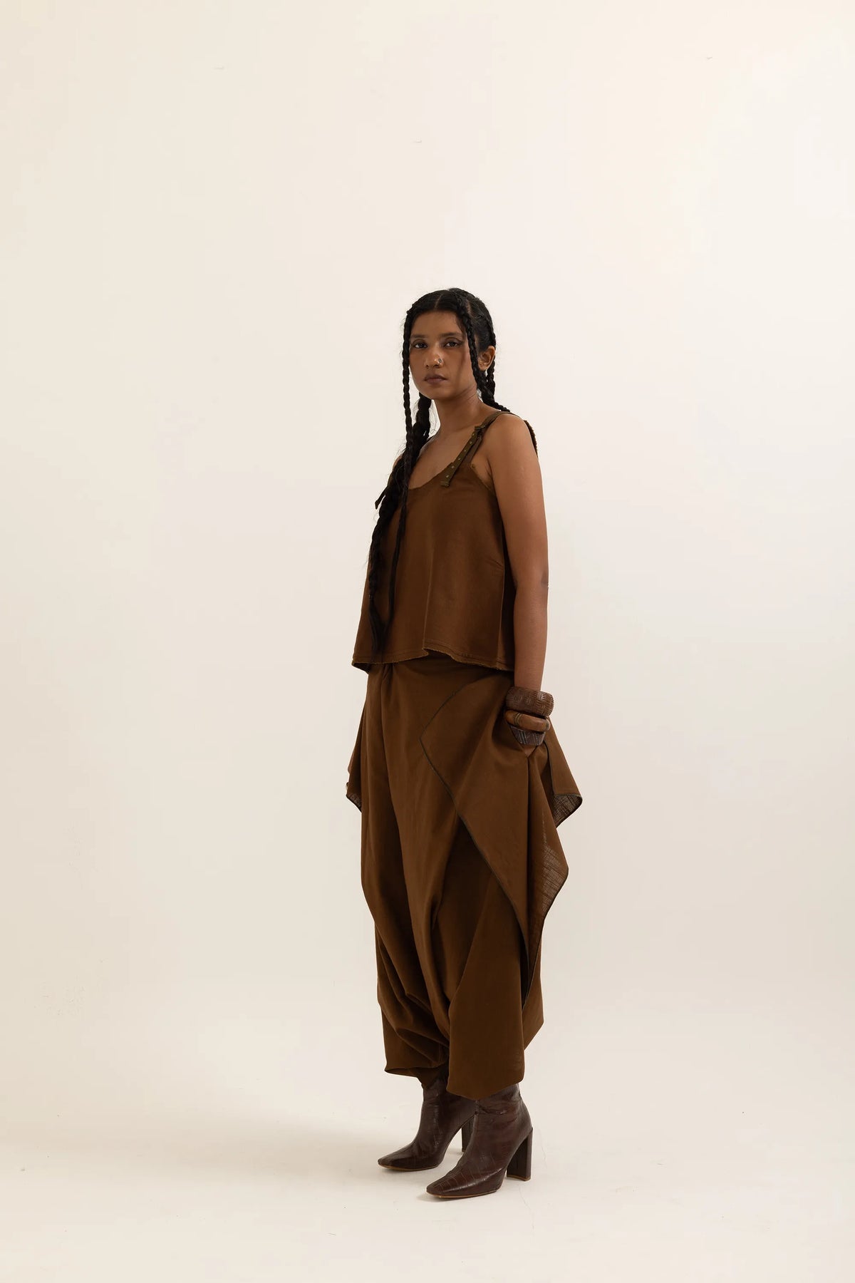 Ganjees | Bark Brown