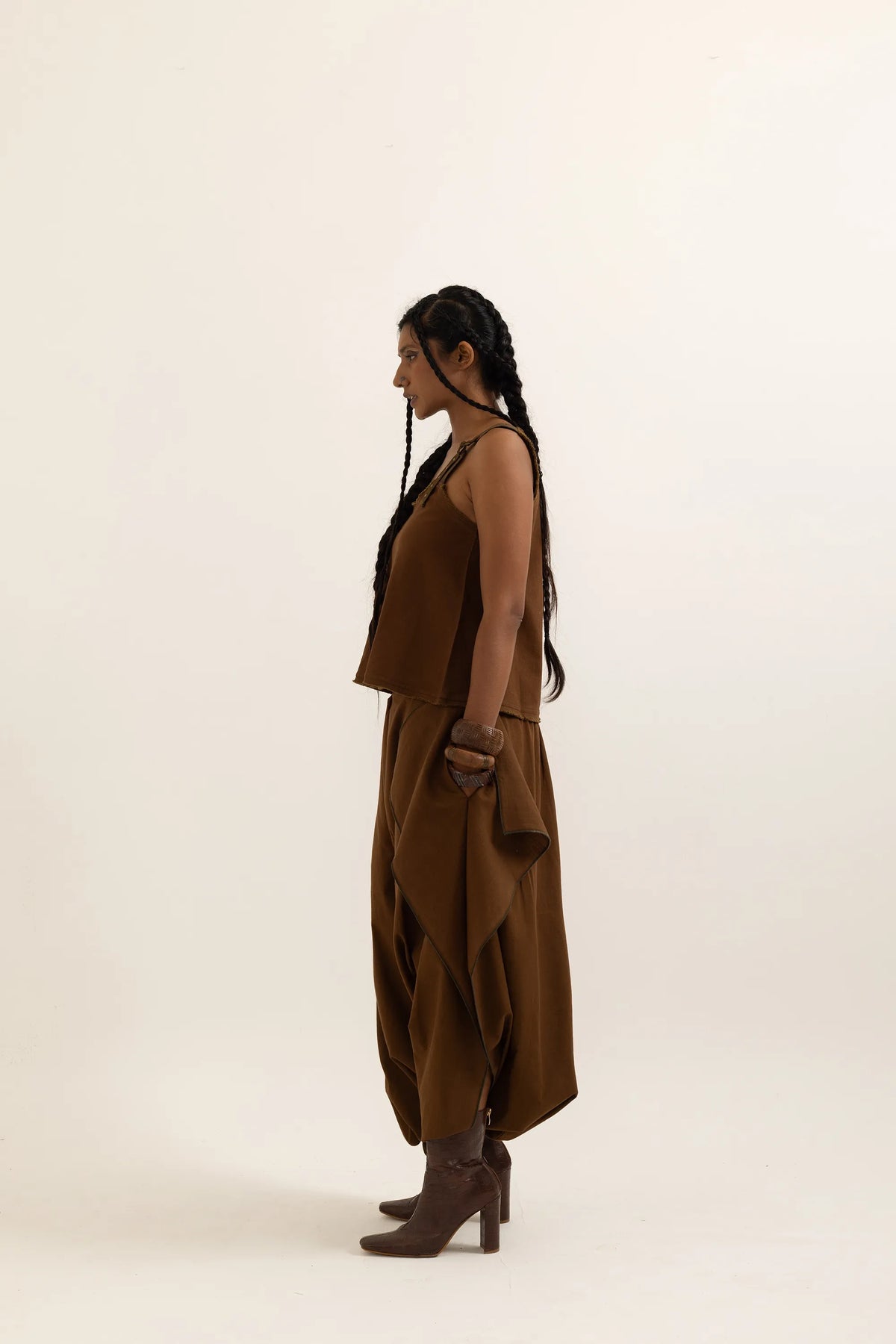 Ganjees | Bark Brown