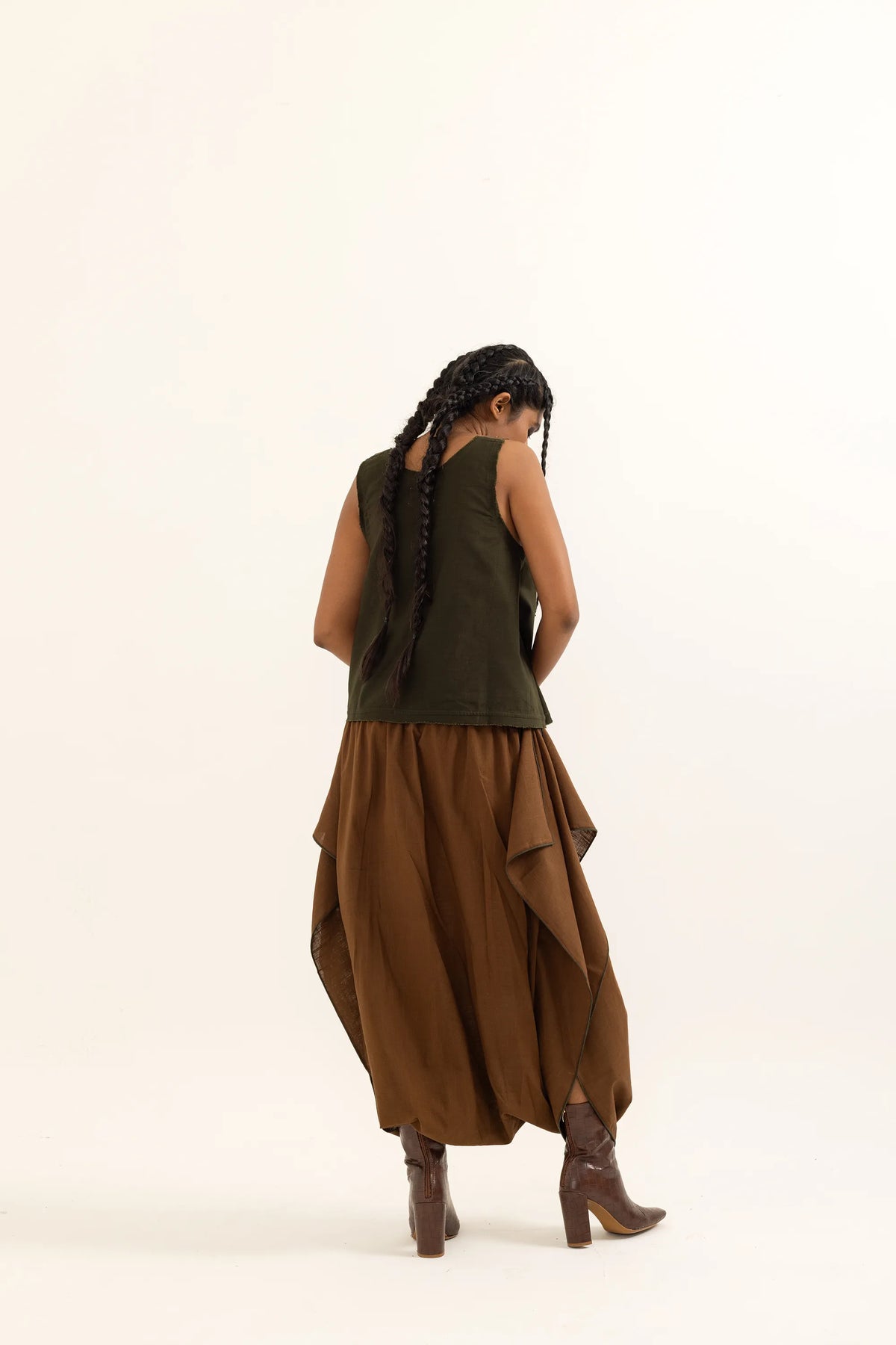 Ganjees | Sap Green