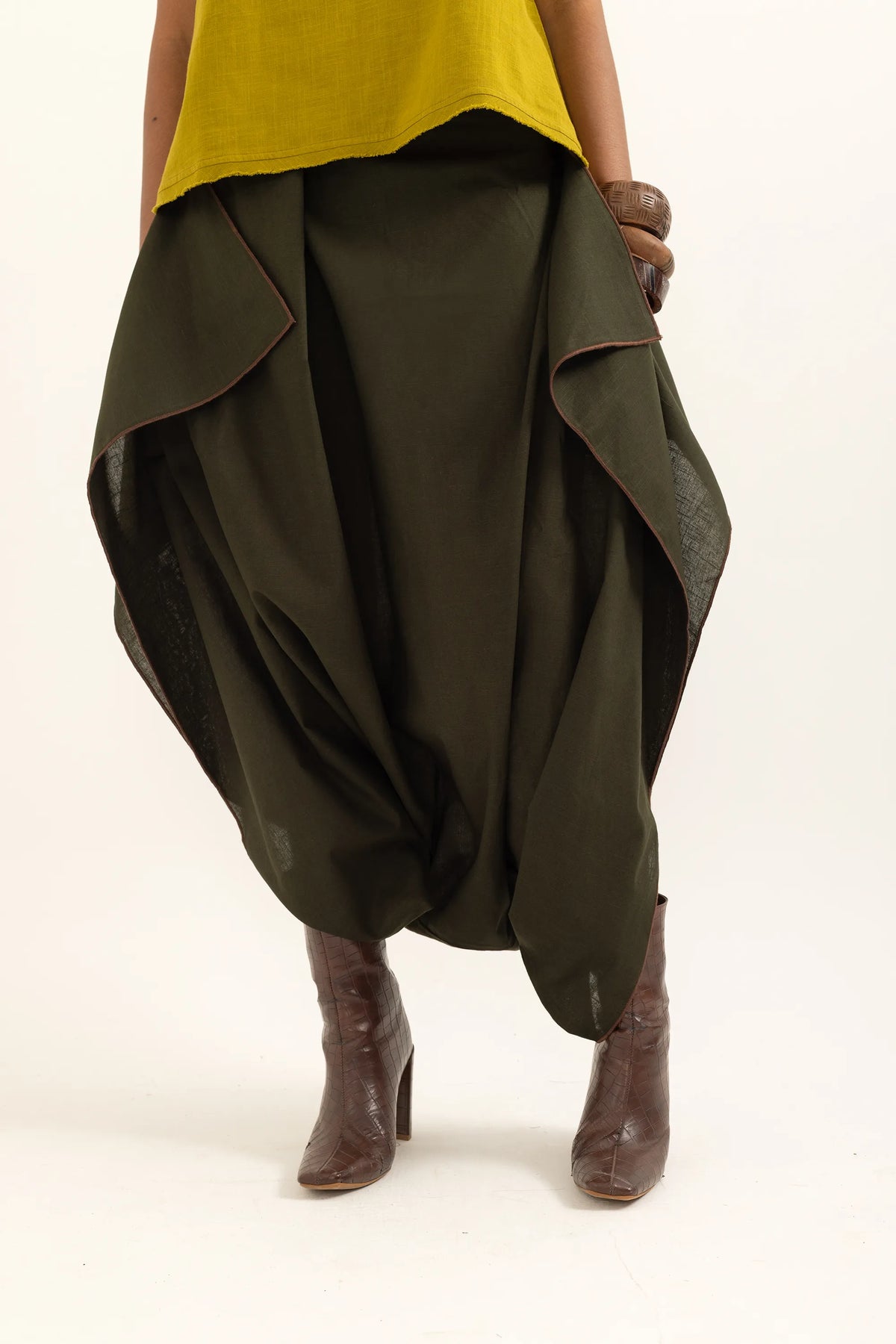 FAIZ PANTS | SAP GREEN