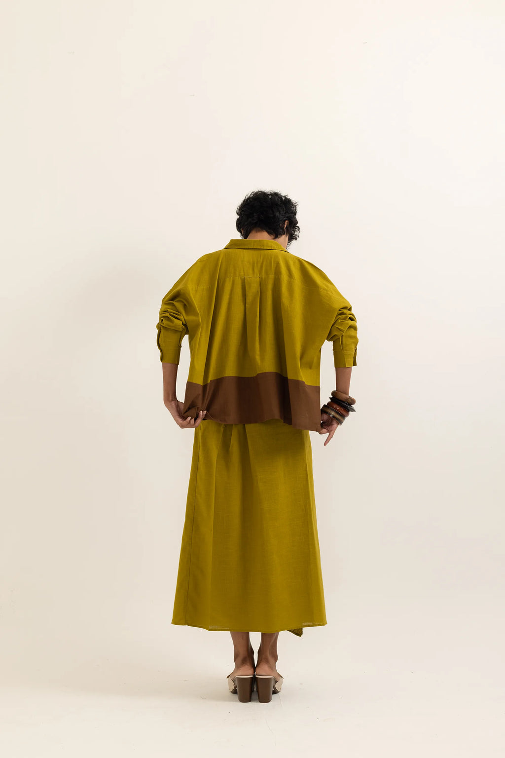 BOXY SHIRT | YELLOW-BROWN