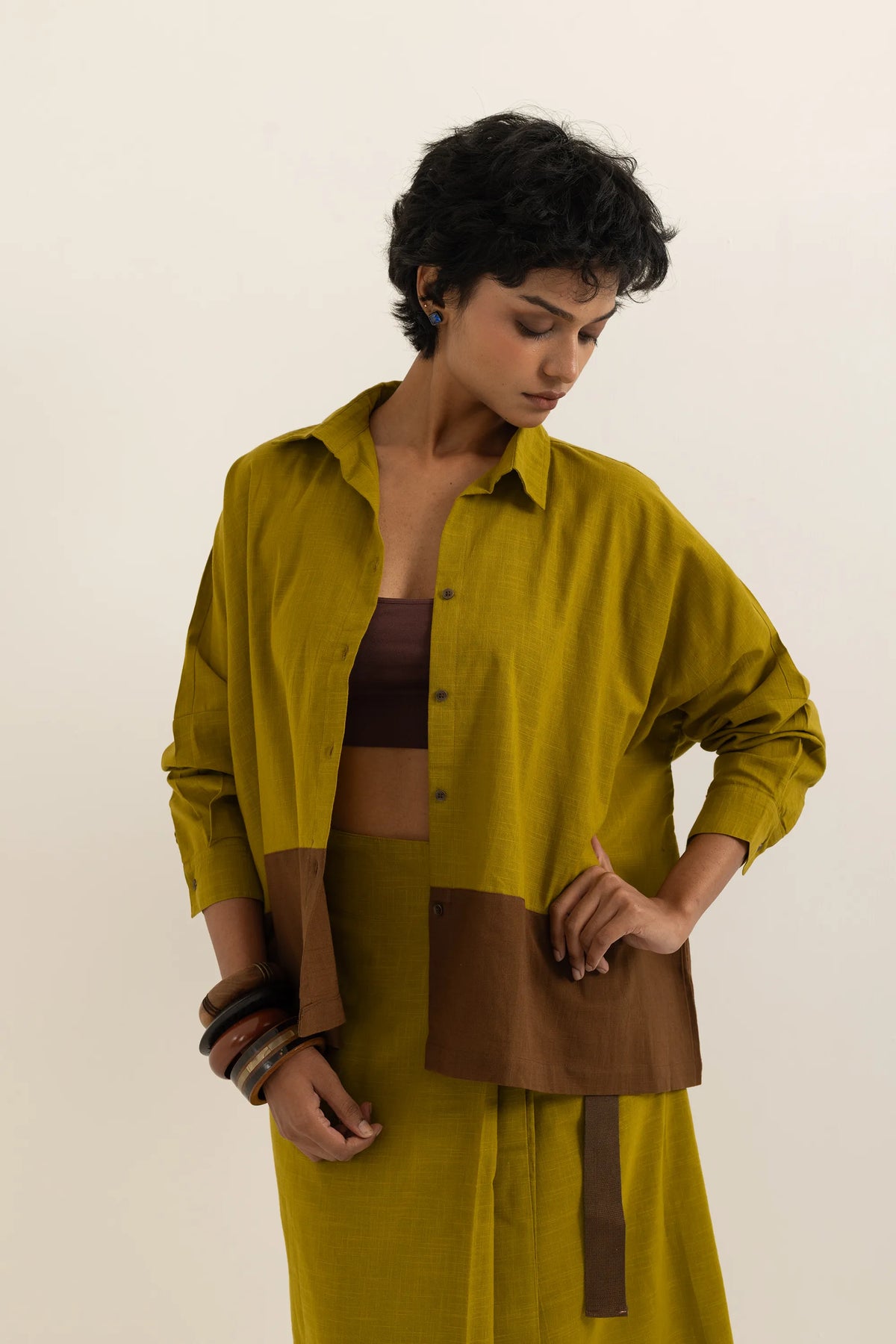 BOXY SHIRT | YELLOW-BROWN