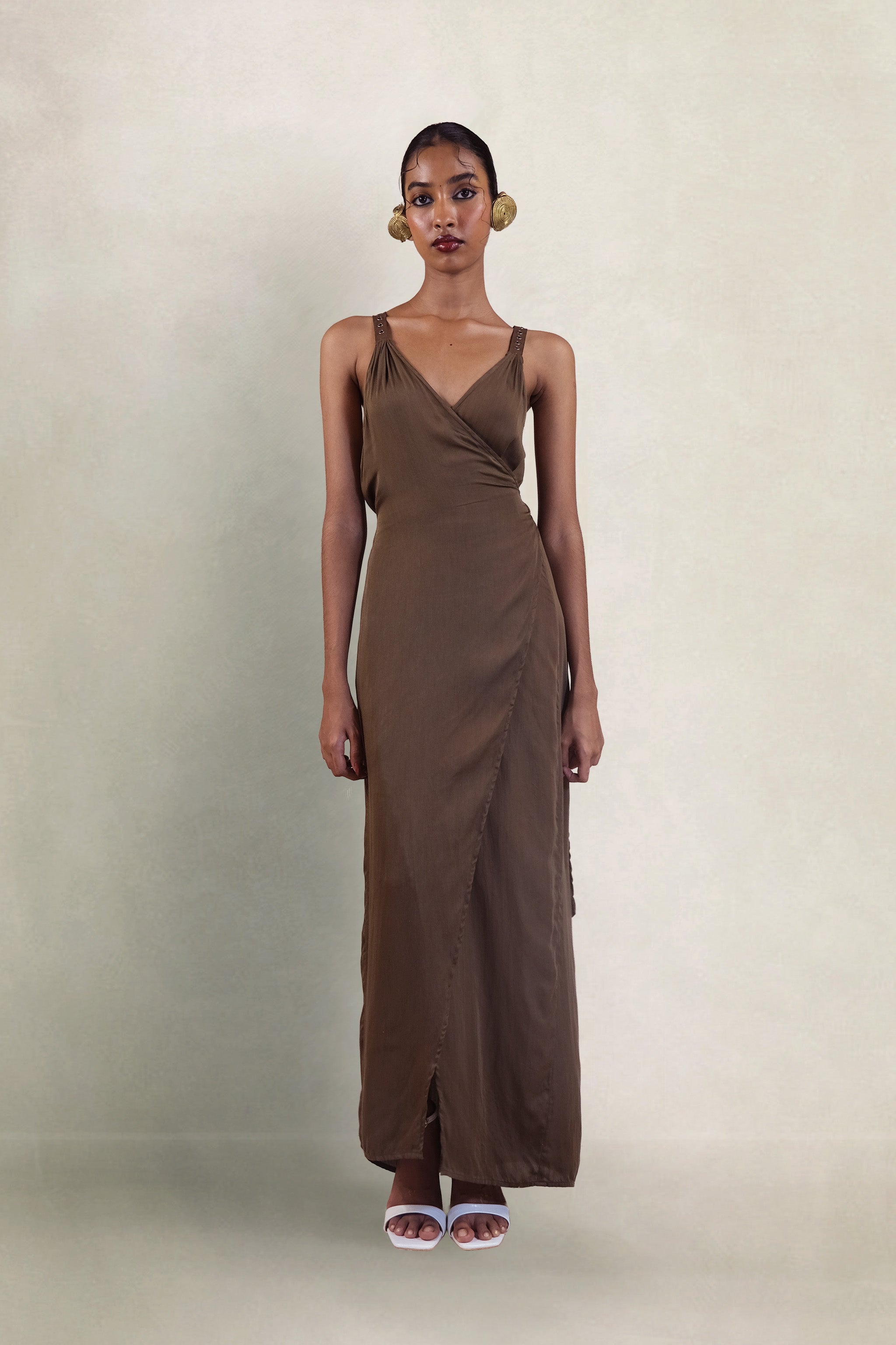 WRAP DRESS | COFFEE