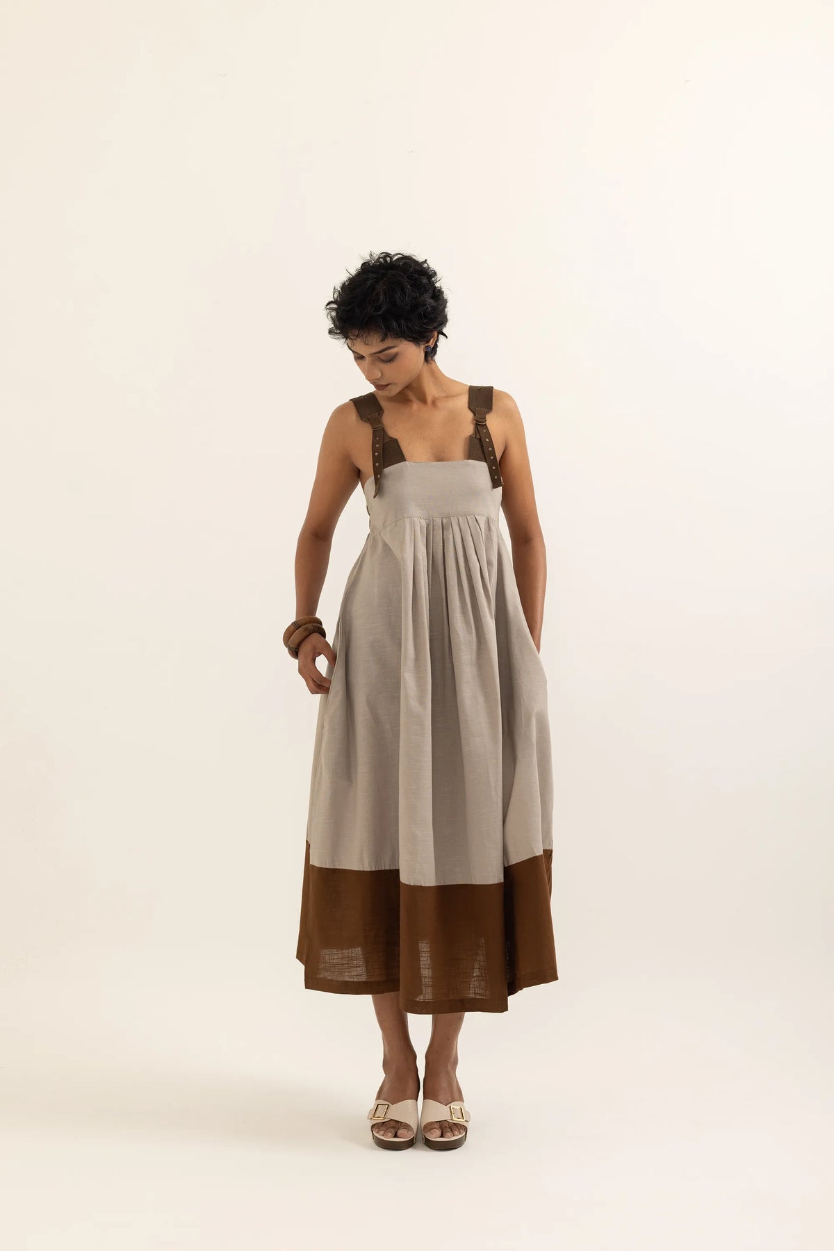 PINAFORE DRESS | TAUPE-SAP GREEN
