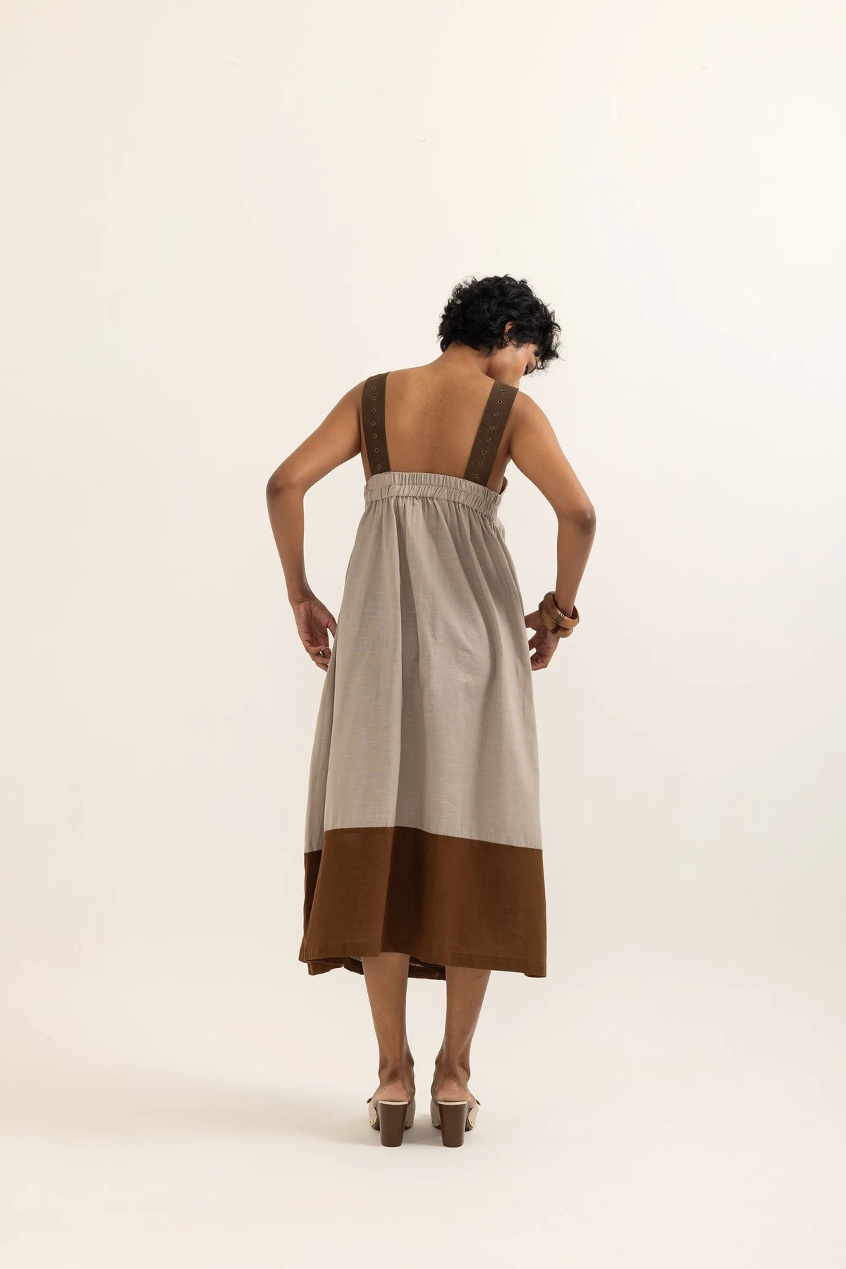 PINAFORE DRESS | TAUPE-SAP GREEN