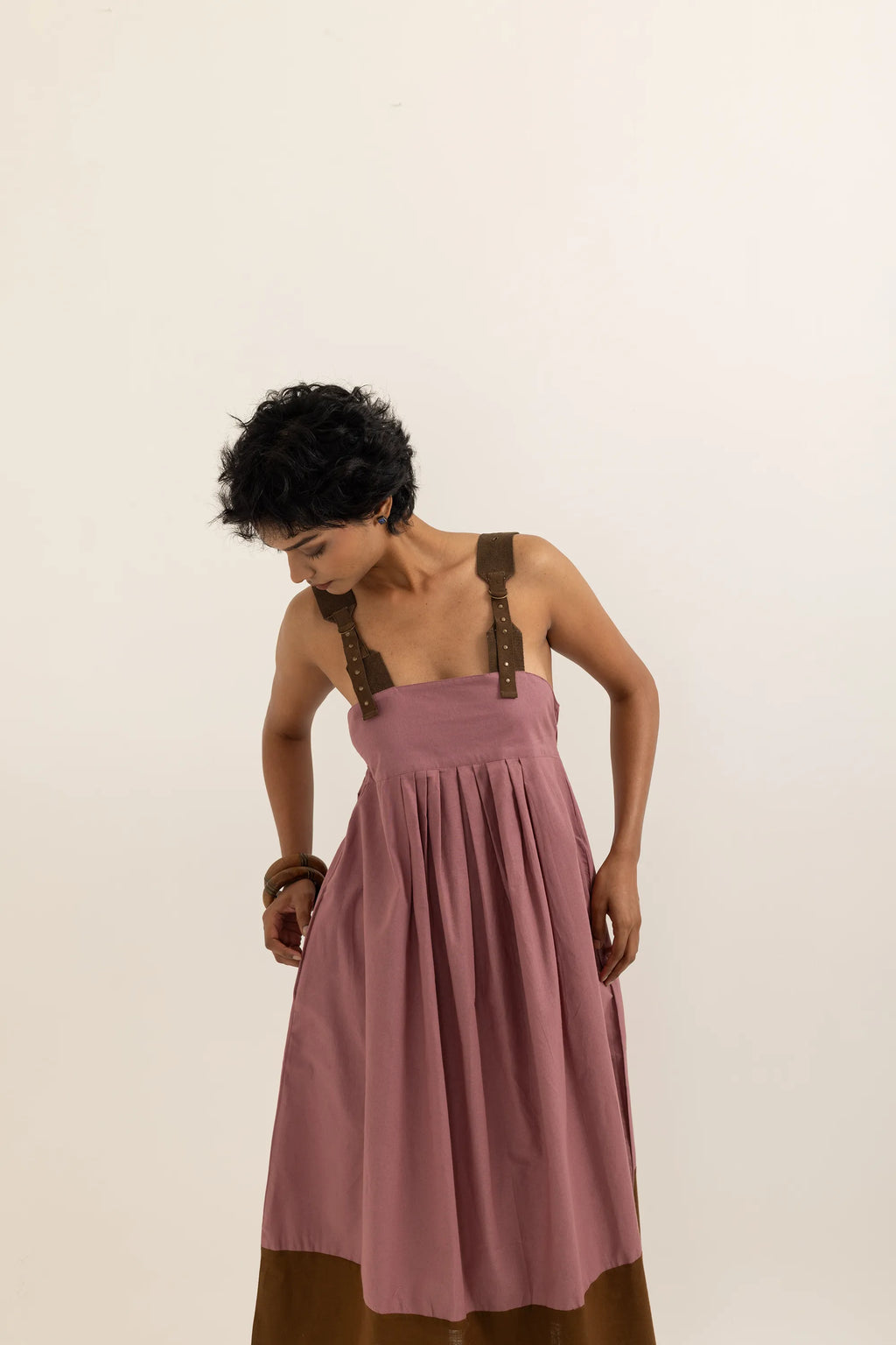 PINAFORE DRESS | DUSTY PINK-BARK BROWN