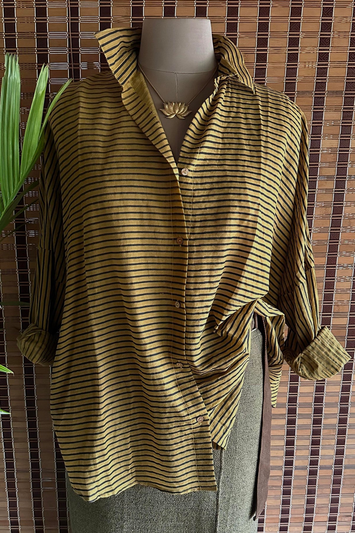 Stripes Apple Hem Boxy Shirt